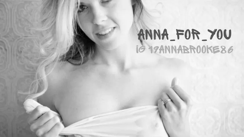 OnlyFans cuenta anna_for_you header 2