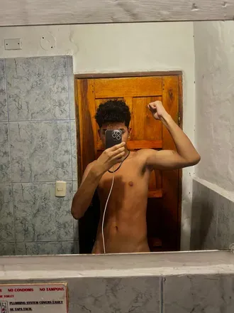 OnlyFans cuenta luisdhm01 avatar 1