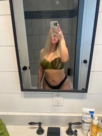 OnlyFans cuenta hgnicole_00 header 2