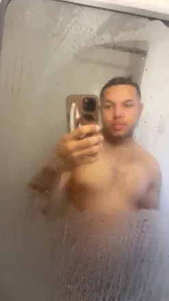 OnlyFans cuenta kingkobec avatar 1