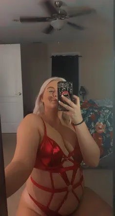 OnlyFans account  hottieblondie2000h header 2