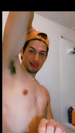 OnlyFans cuenta axelrod75101627 header 2
