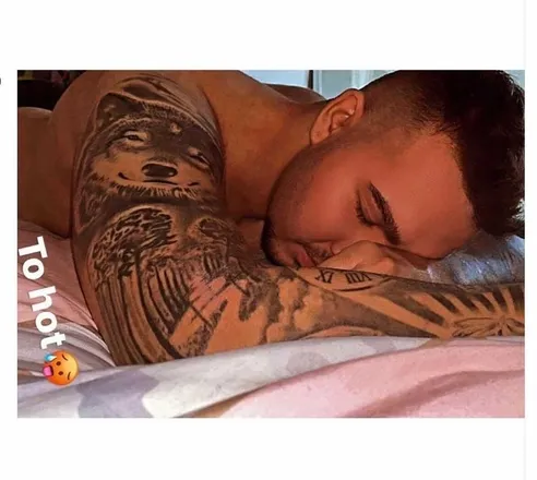 OnlyFans cuenta nickstonefree header 2
