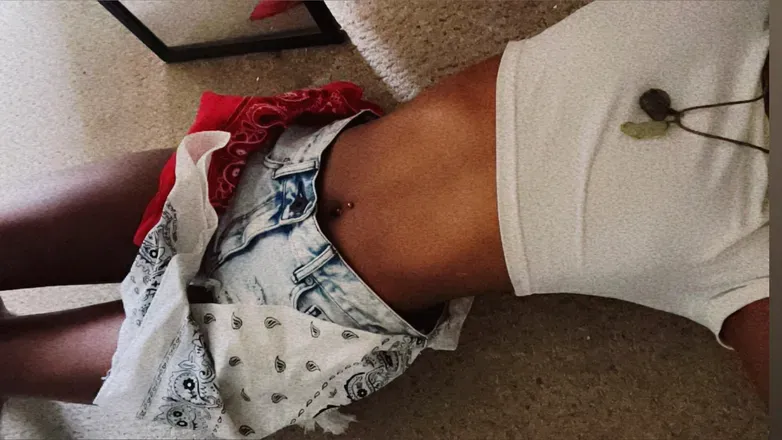 OnlyFans cuenta melschroj header 2