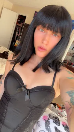 OnlyFans of prettypixie23