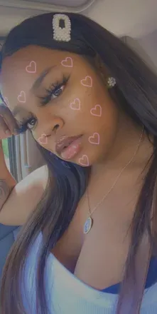 OnlyFans cuenta queen_beee header 2