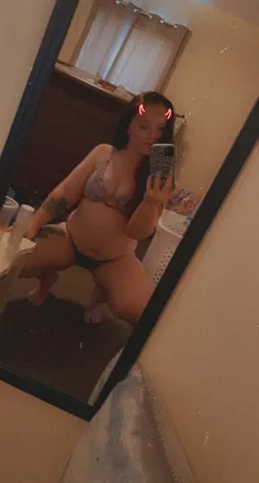 OnlyFans cuenta tayhalli22 header 2