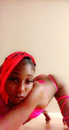 OnlyFans cuenta pinkpoochie header 2