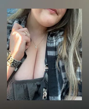 OnlyFans cuenta nnaughtynnursee avatar 1