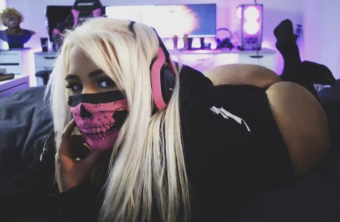 OnlyFans cuenta kayshablakefree header 2