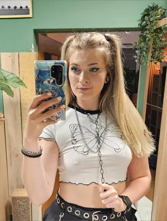 OnlyFans cuenta larziana avatar 1