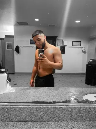OnlyFans cuenta b4db0yyy avatar 1