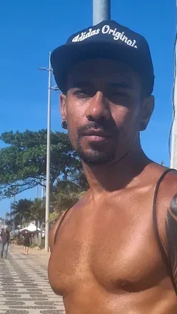 OnlyFans cuenta onlyfansluigi7 avatar 1