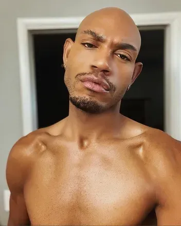 OnlyFans cuenta dickinmybutt header 2