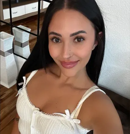 OnlyFans cuenta nurliyaaa avatar 1