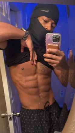 OnlyFans account  kvng_oso header 2