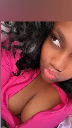 OnlyFans cuenta carlythedon22 avatar 1
