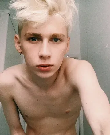 OnlyFans cuenta alfiexclarke avatar 1
