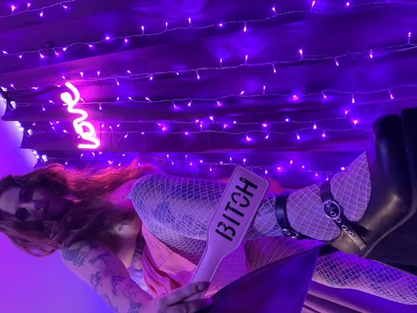 OnlyFans cuenta theizzyortega header 2