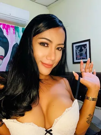 OnlyFans cuenta cherryberrryyyvip header 2