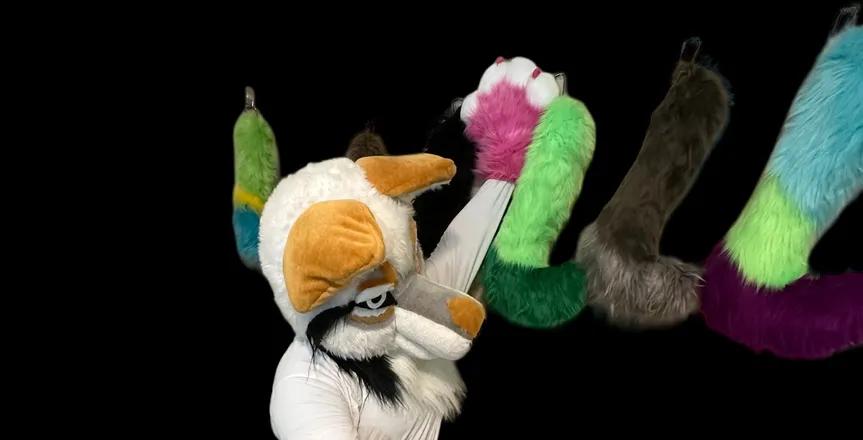OnlyFans cuenta yourfurryphoenix header 2