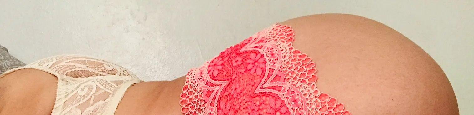 OnlyFans account  jewcygirl header 2