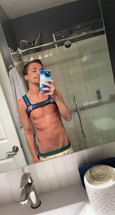 OnlyFans cuenta subboyastro header 2
