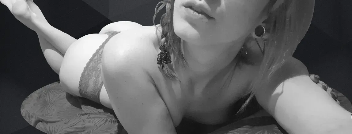 OnlyFans cuenta shanaiiko header 2