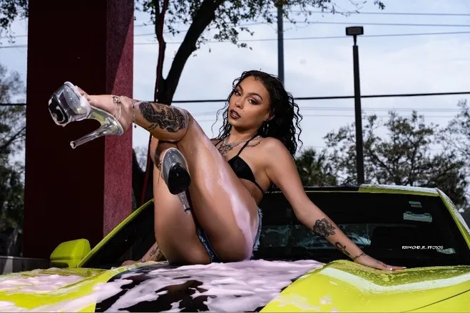 OnlyFans cuenta xobabychelle header 2