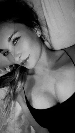 OnlyFans account  vaalloon avatar 1