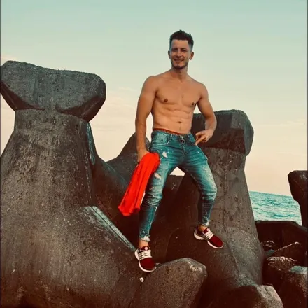OnlyFans cuenta levyalx header 2
