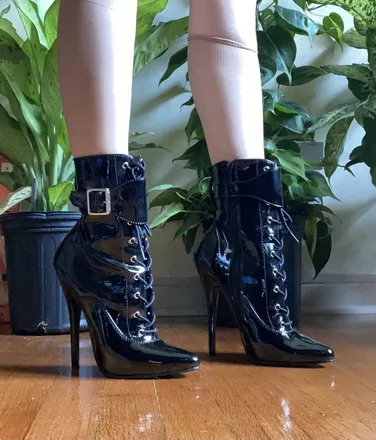 OnlyFans cuenta nickybond header 2
