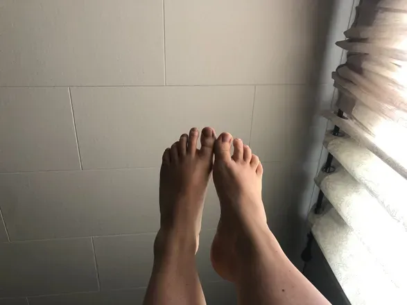OnlyFans cuenta indibloom3 header 2