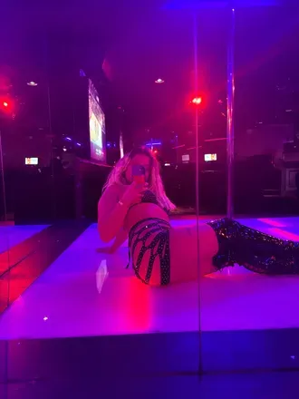 OnlyFans account  sexyyyyg header 2