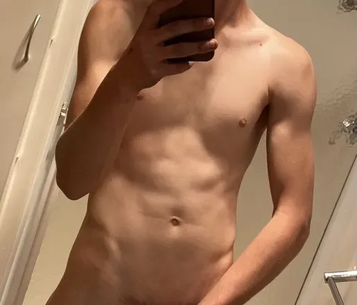 OnlyFans of twinkboywithbigtoys