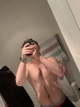 OnlyFans cuenta youngenglistud avatar 1