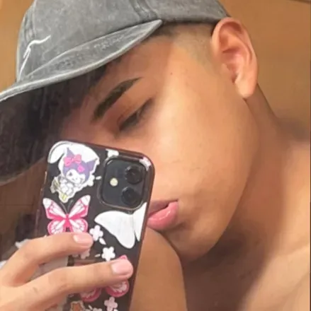 OnlyFans cuenta corazontrico avatar 1