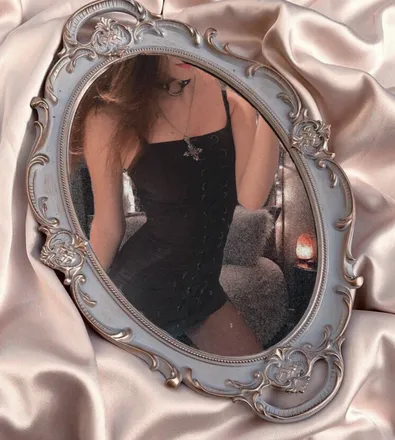 OnlyFans cuenta pinkylemonn header 2
