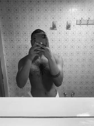 OnlyFans account  u118106637 avatar 1