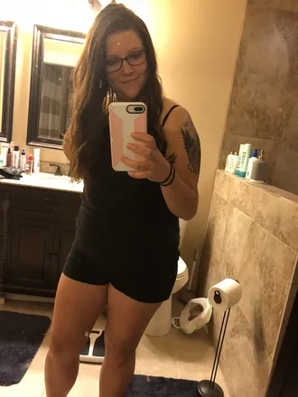 OnlyFans cuenta ashleevangee header 2