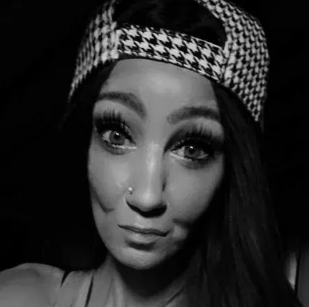 OnlyFans account  jessica3sarah avatar 1