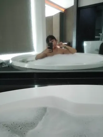 OnlyFans cuenta aleex.glez header 2