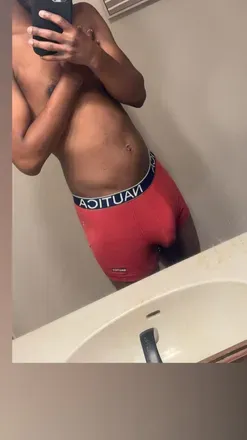 OnlyFans cuenta luis00215 avatar 1