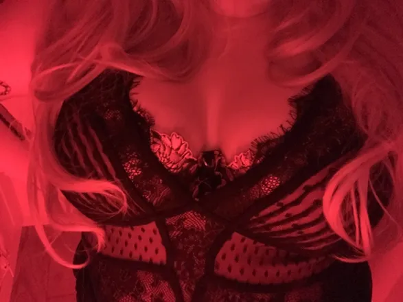 OnlyFans cuenta daisybee_x header 2
