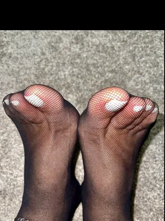 OnlyFans cuenta these.tiny.toes header 2