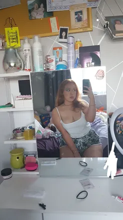 OnlyFans cuenta hollyj123 header 2