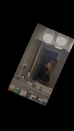 OnlyFans account  lilcaramelz avatar 1