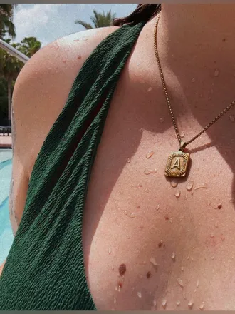 OnlyFans account  wouldratherbelaura header 2