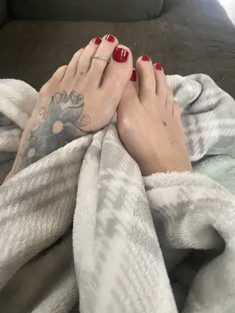 OnlyFans cuenta beachtoesandsoles avatar 1