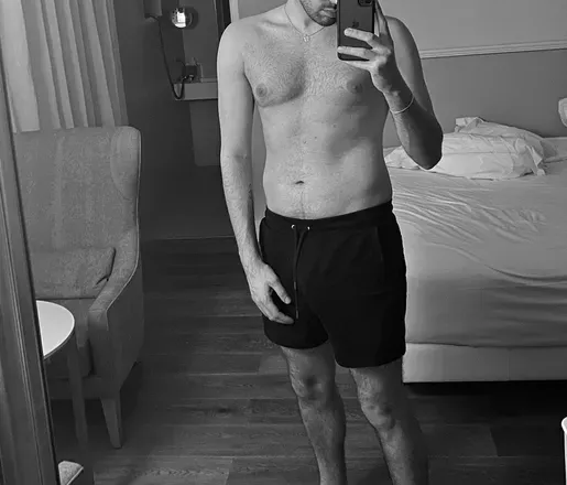 OnlyFans cuenta max_yourfrenchboy avatar 1